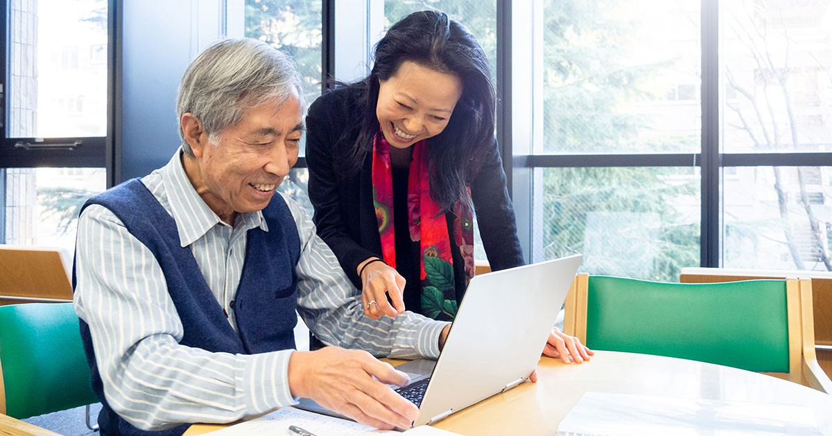 Online activities for lifelong learners include auditing classes and taking online seminars
