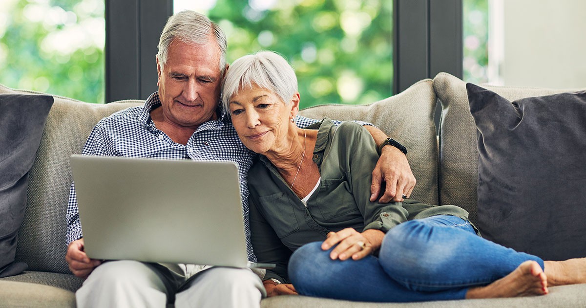 Senior couple enjoys online YouTube videos