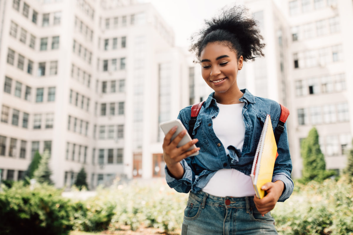 A Guide to First Phone Plans for College Students CenturyLink